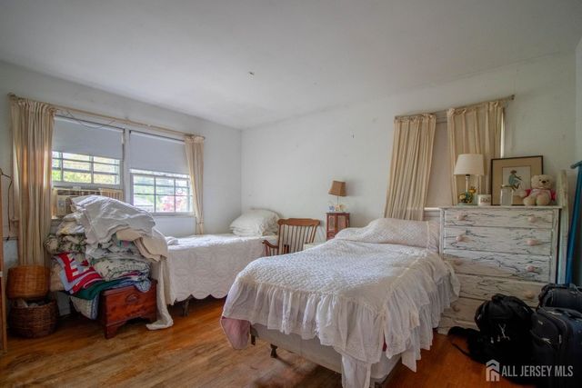 22 Agate Road, East Brunswick, NJ 08816