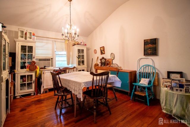 22 Agate Road, East Brunswick, NJ 08816