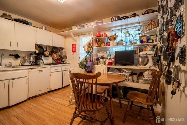 22 Agate Road, East Brunswick, NJ 08816