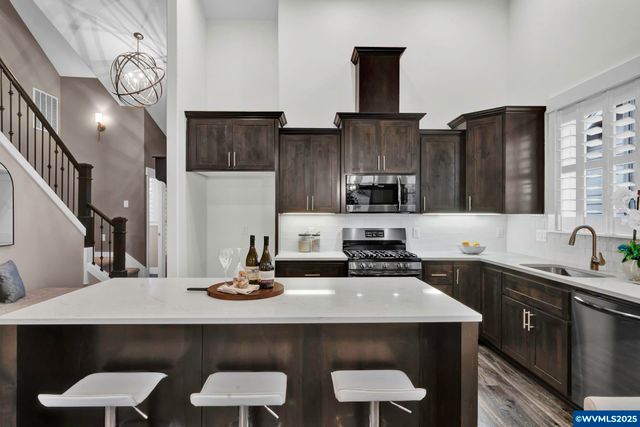 184 Summit View Av SE, Salem, OR 97306