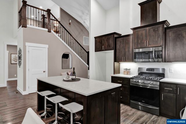 184 Summit View Av SE, Salem, OR 97306