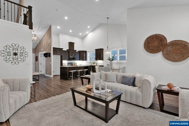 184 Summit View Av SE, Salem, OR 97306