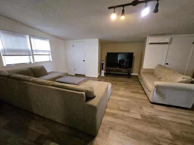 18 Clare Drive, San Angelo, TX 76904