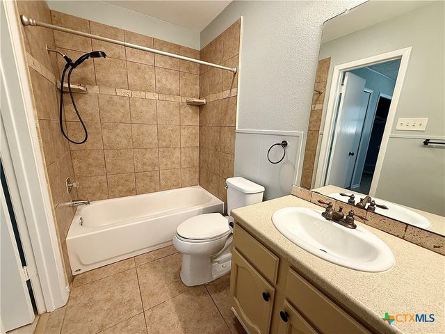 705 Woodcrest Circle, New Braunfels, TX 78130