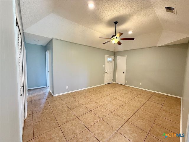 705 Woodcrest Circle, New Braunfels, TX 78130