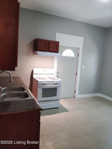 608 S 41st St, Louisville, KY 40211