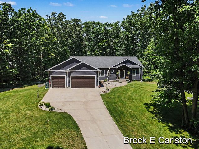 1294 Tall Tree Lane, Muskegon, MI 49445