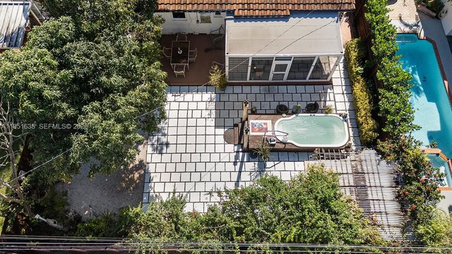 4331 SW 7th St, Miami, FL 33134