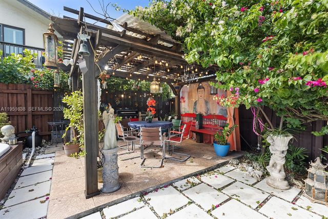 4331 SW 7th St, Miami, FL 33134