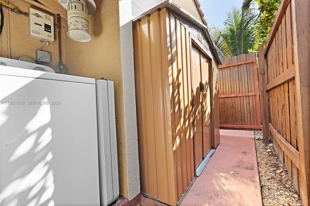 4331 SW 7th St, Miami, FL 33134