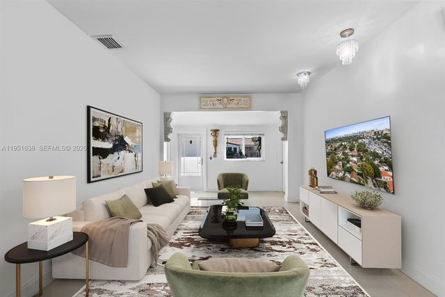 4331 SW 7th St, Miami, FL 33134