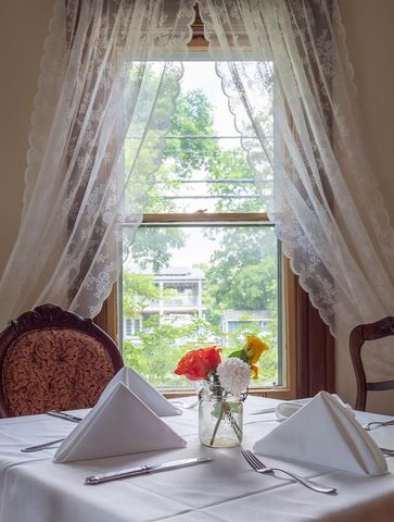 41 Pleasant Street, Woodstock, VT 05091