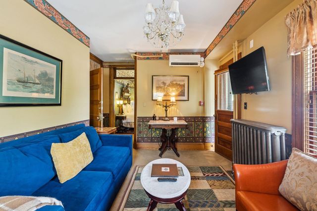 41 Pleasant Street, Woodstock, VT 05091