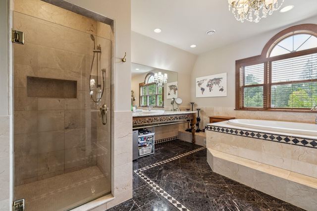 41 Pleasant Street, Woodstock, VT 05091