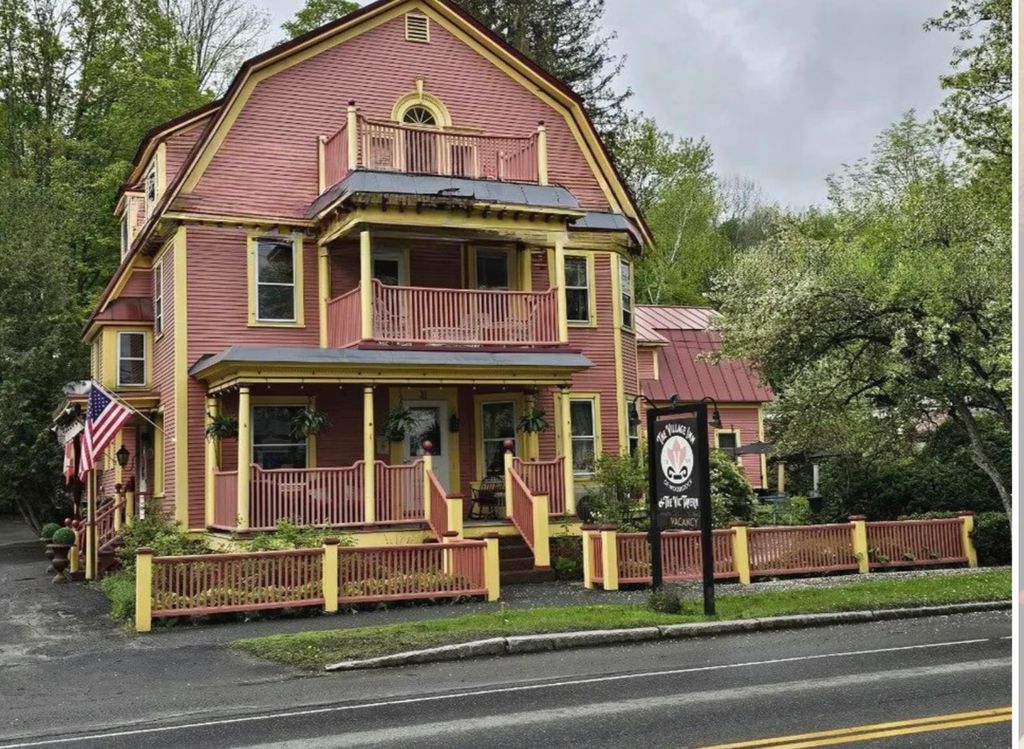 41 Pleasant Street, Woodstock, VT 05091