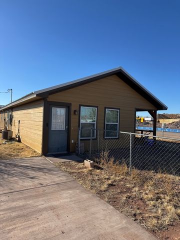 306 E 2nd St, Van Horn, TX 79855