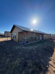 306 E 2nd St, Van Horn, TX 79855