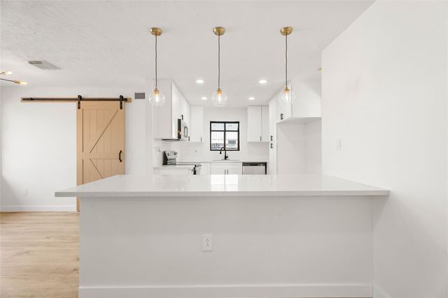 4106 Clovernook Lane, Seabrook, TX 77586