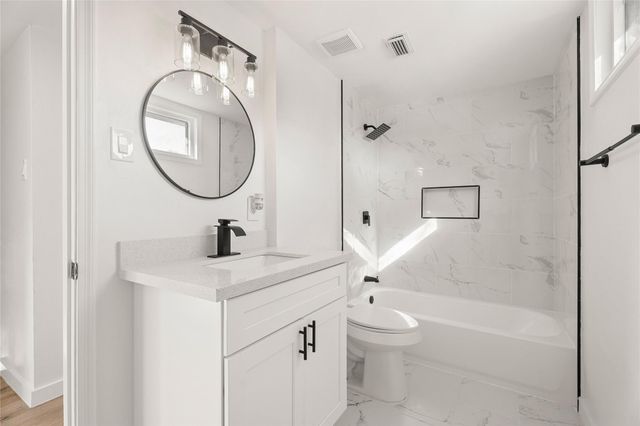 4106 Clovernook Lane, Seabrook, TX 77586