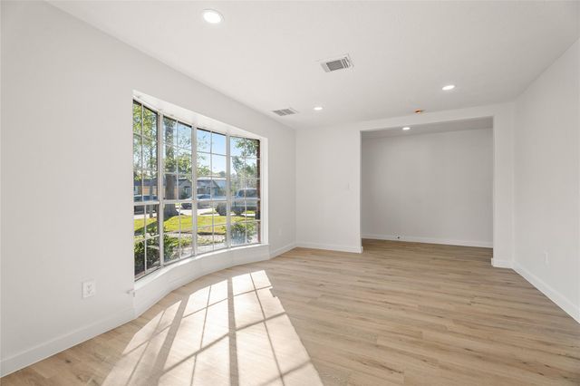 4106 Clovernook Lane, Seabrook, TX 77586