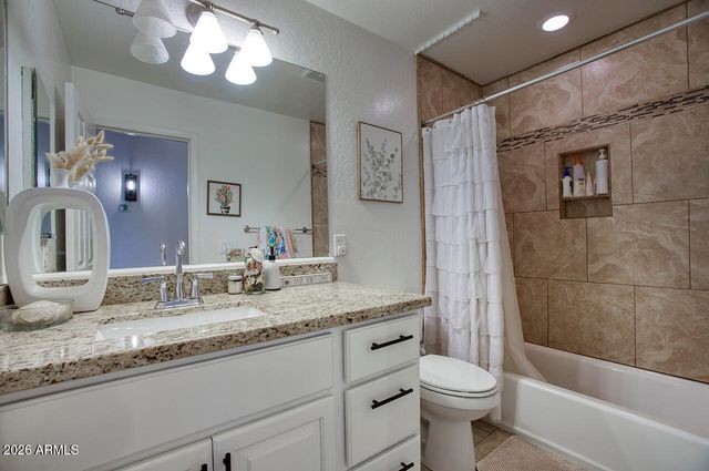 625 W OCOTILLO Road, Phoenix, AZ 85013