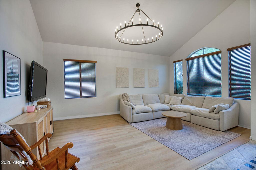 625 W OCOTILLO Road, Phoenix, AZ 85013 — photo 4