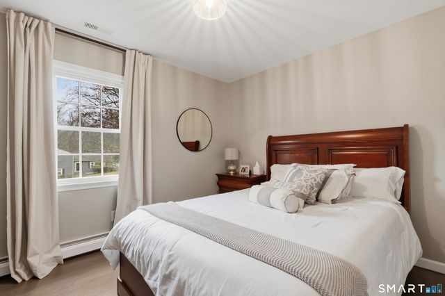 5 Nyselius Place, Stamford, CT 06905