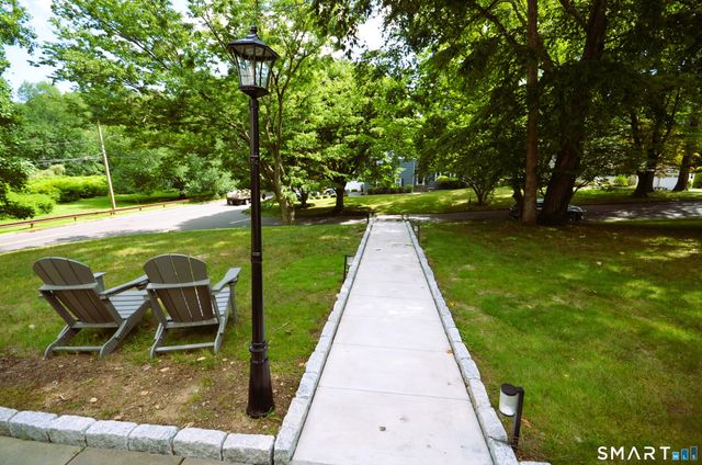 5 Nyselius Place, Stamford, CT 06905