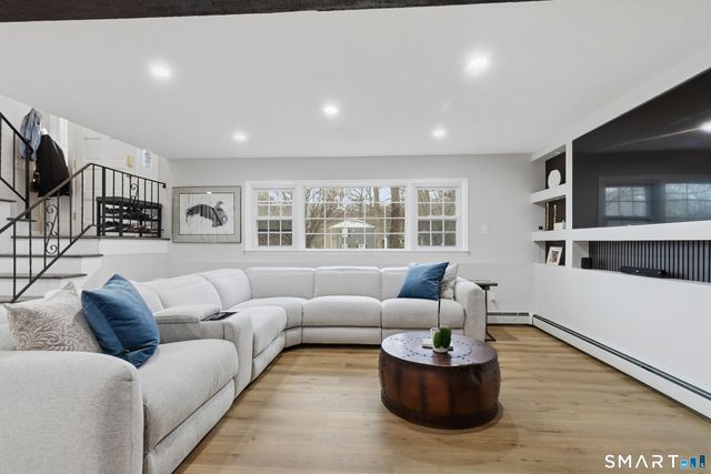 5 Nyselius Place, Stamford, CT 06905