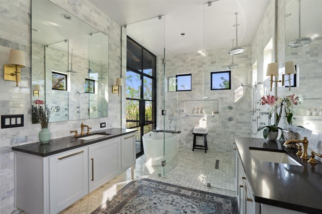 510 Blanco River Ranch RD, San Marcos, TX 78666