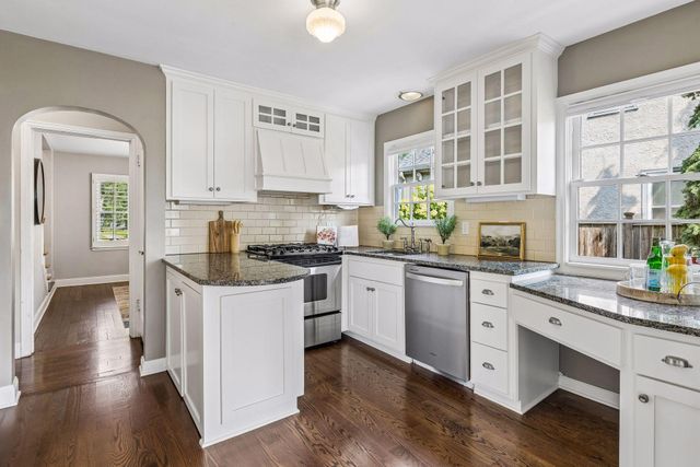 1970 Norfolk Avenue, Saint Paul, MN 55116