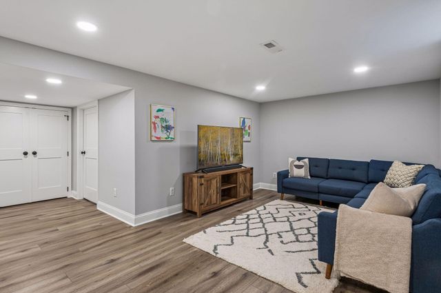 1970 Norfolk Avenue, Saint Paul, MN 55116