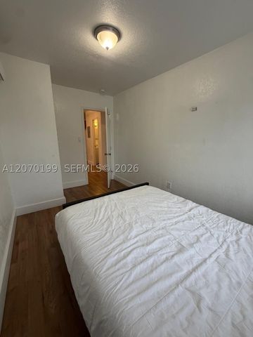 127 NW 47th Ter 2, Miami, FL 33127
