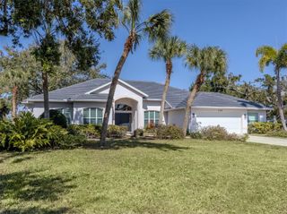 2139 CALUSA LAKES BOULEVARD, Nokomis, FL 34275