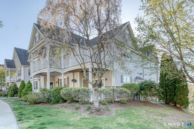 95 South Ridge Lane E201, Berlin, CT 06037