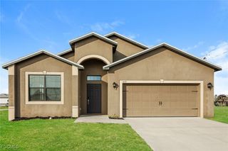 1631 SW 25th LN, Cape Coral, FL 33914