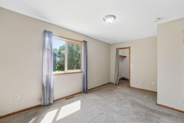13862 186th Lane NW, Elk River, MN 55330