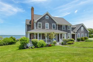 30 Hamilton Drive, Portsmouth, RI 02871