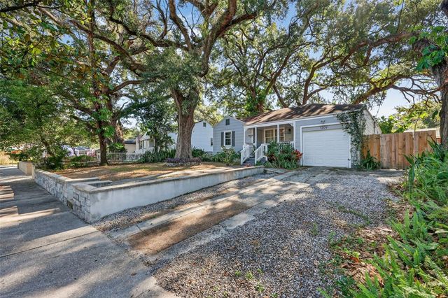 1209 E CRENSHAW STREET, Tampa, FL 33604