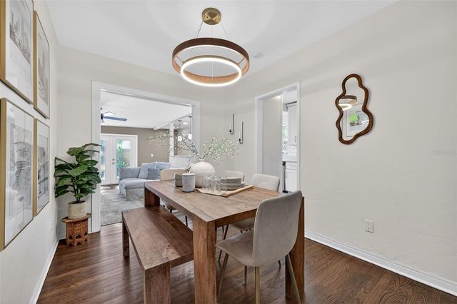 1209 E CRENSHAW STREET, Tampa, FL 33604