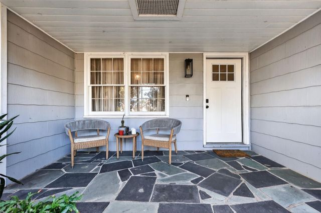 1209 E CRENSHAW STREET, Tampa, FL 33604