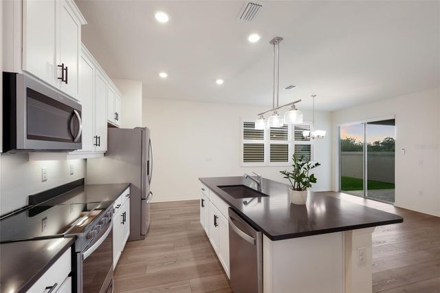 2652 89TH STREET CIRCLE E, Palmetto, FL 34221