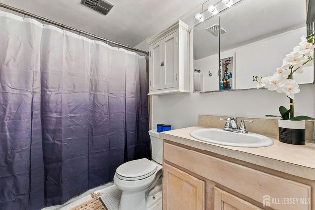 2214 Sayre Drive, Plainsboro, NJ 08540