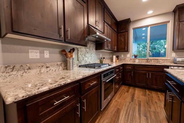 1965 Newark Way, Lincoln, CA 95648