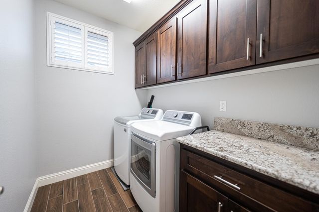 1965 Newark Way, Lincoln, CA 95648