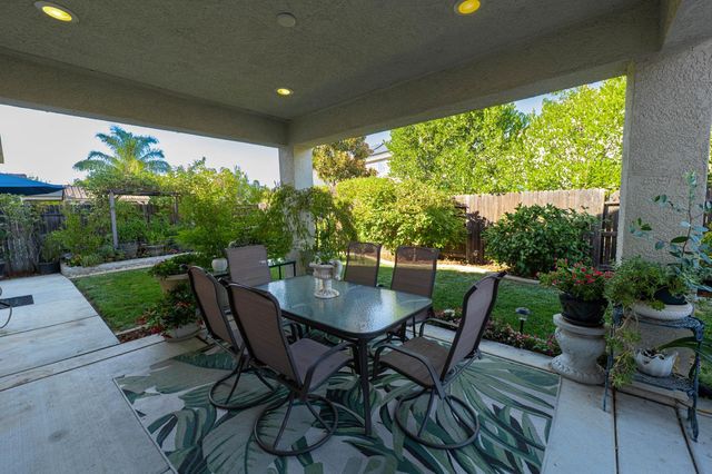 1965 Newark Way, Lincoln, CA 95648
