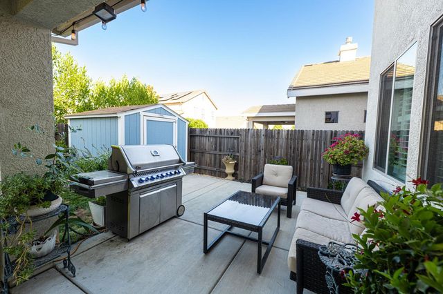 1965 Newark Way, Lincoln, CA 95648