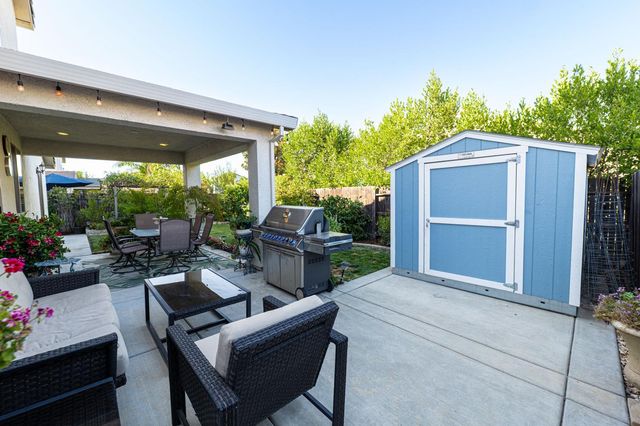 1965 Newark Way, Lincoln, CA 95648