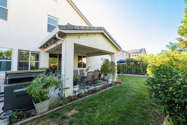 1965 Newark Way, Lincoln, CA 95648