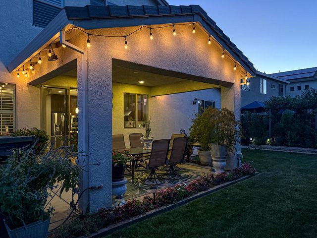 1965 Newark Way, Lincoln, CA 95648